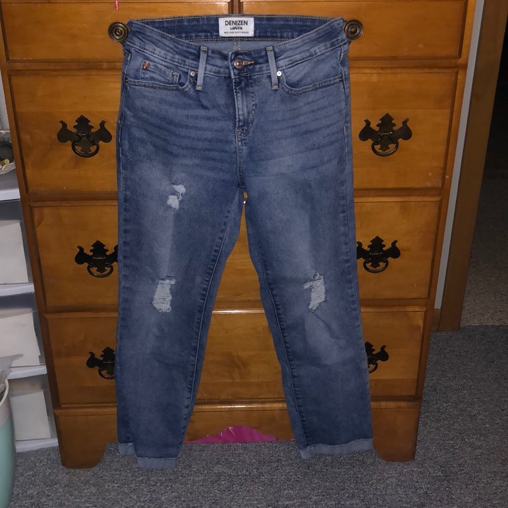 Levi jeans
